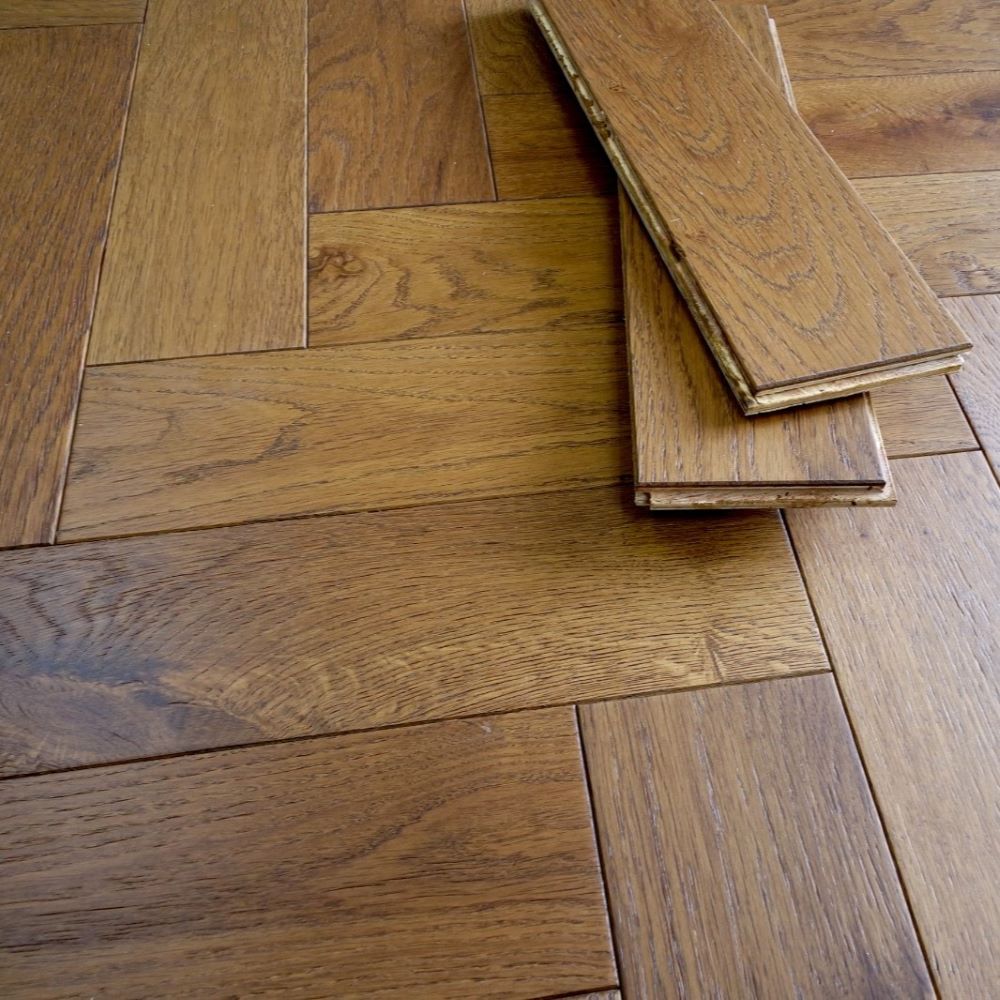 Developer Herringbone Smoked Oak Wood Flooring 14 x 90 x 450 (mm)