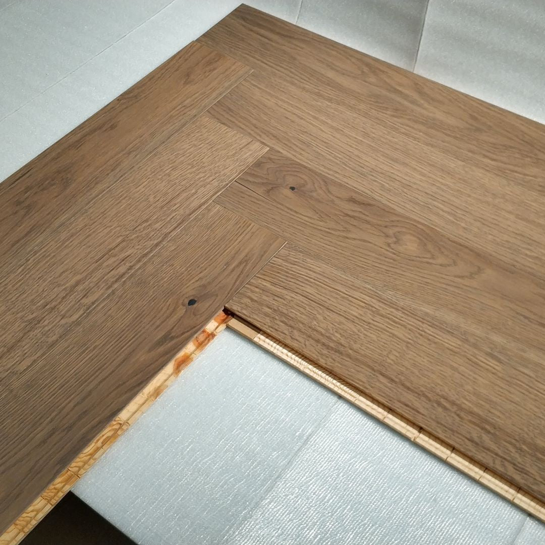 Bayswater Herringbone French Chateau Oak Wood Flooring 14 x 110 x 660 (mm) - homes-and-floors