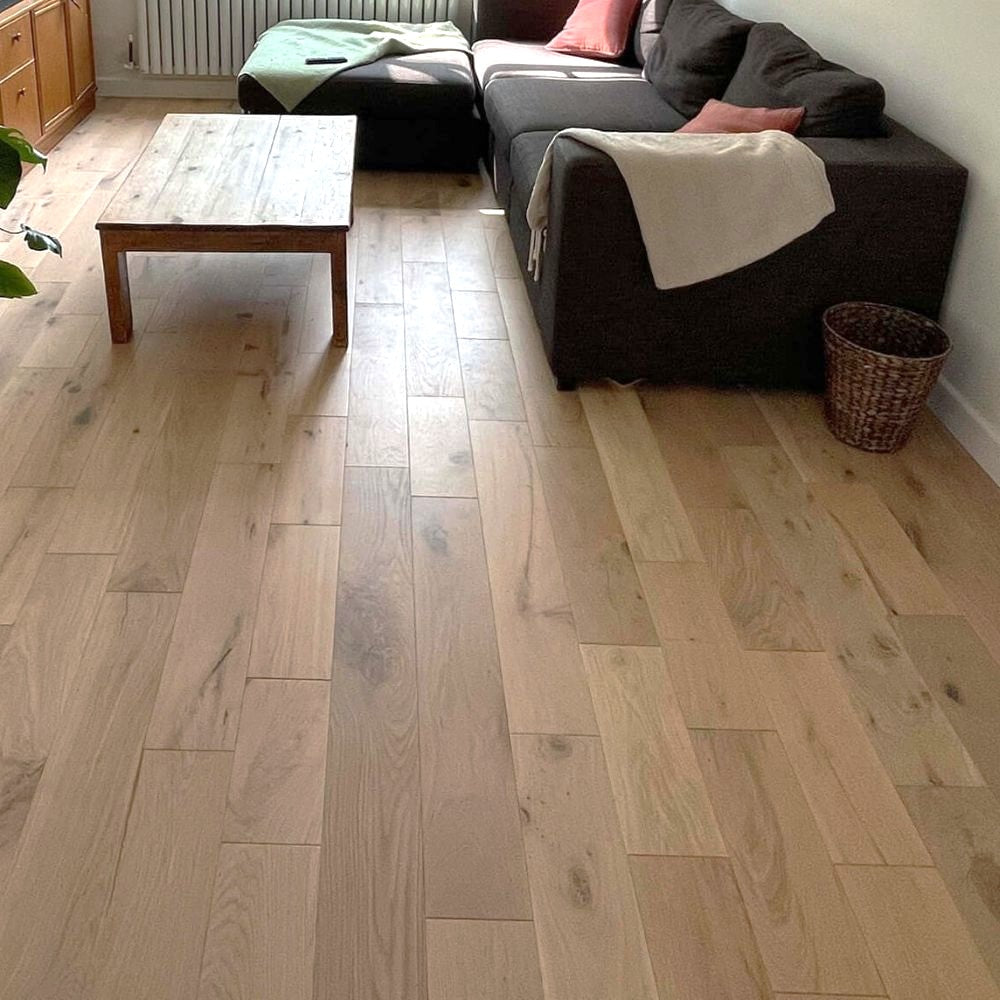 Cobham Invisible Brushed Oak Wood Floor 14 x 150 (mm)