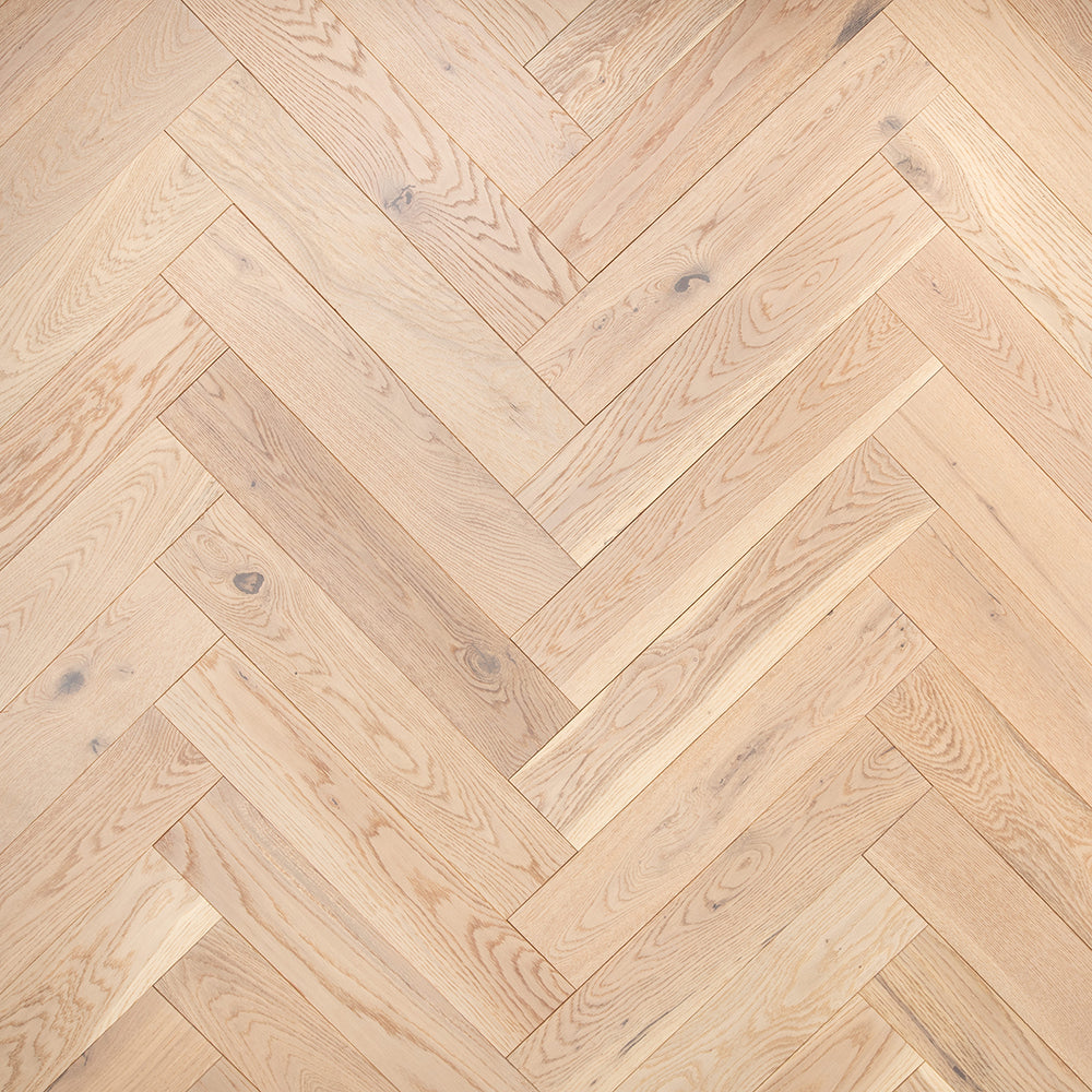 Cambridge Herringbone Oak Invisible Oiled Wood Flooring 15 x 125 x 600 (mm)