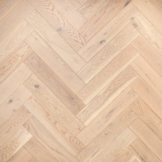 Cambridge Herringbone Oak Invisible Oiled Wood Flooring 15 x 125 x 600 (mm)