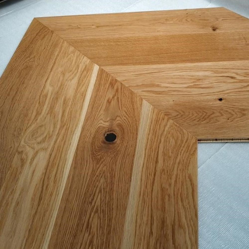 Oxford Chevron Natural Oak Wood Flooring 14 x 130 x 725 (mm)