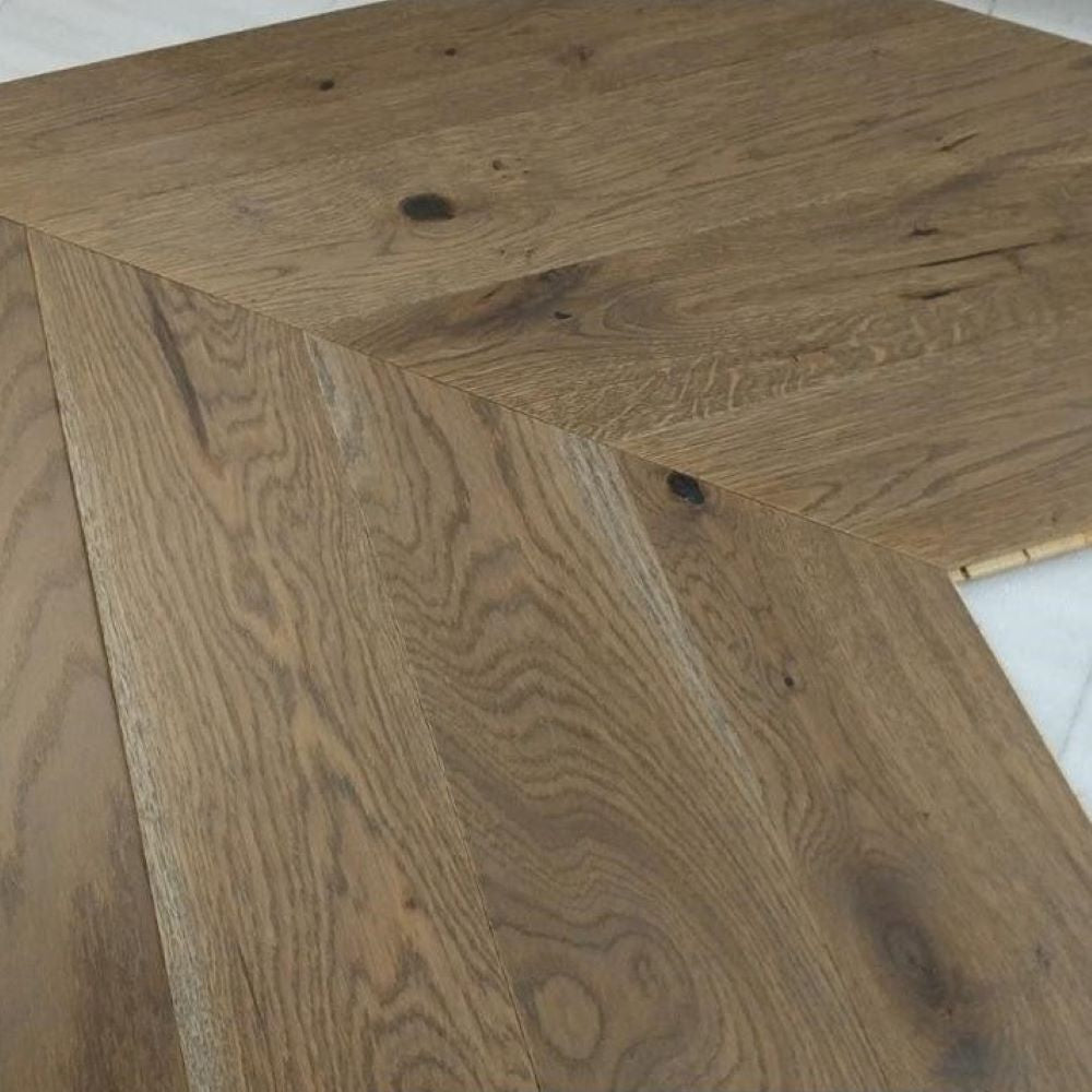 Oxford Chevron French Chateau Oak Wood Flooring 14 x 130 x 725 (mm)