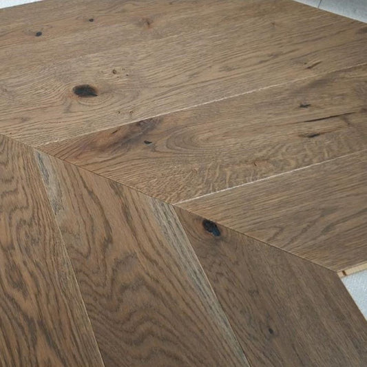 Oxford Chevron French Chateau Oak Wood Flooring 14 x 130 x 725 (mm)