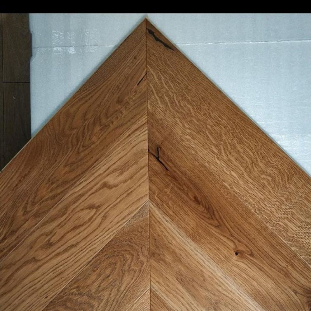 Oxford Chevron Smoky Oak Wood Flooring 14 x 130 x 725 (mm)