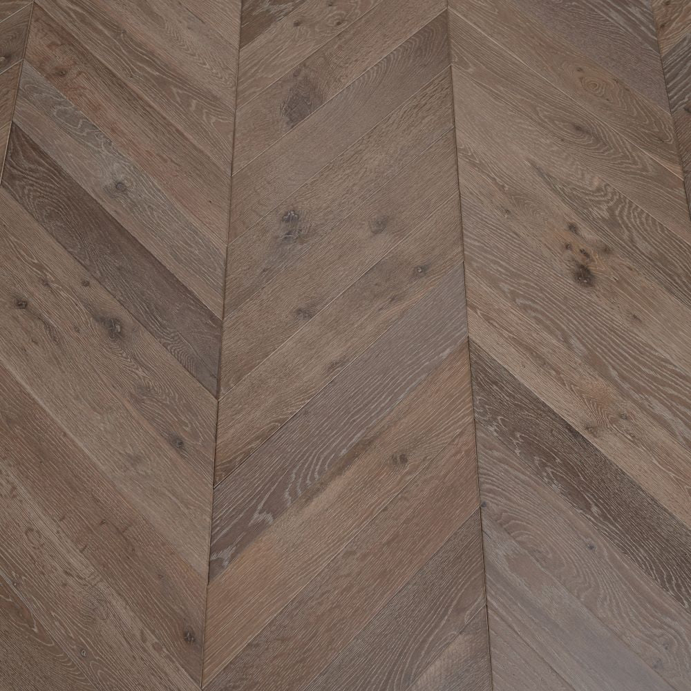 Cambridge Chevron Smoked Grey Oak Wood Flooring 14 x 90 x 510 (mm) - homes-and-floors
