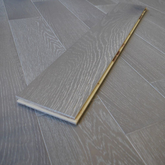 Developer Grey Oak Wood Flooring 10 x 125 (mm) - homes-and-floors