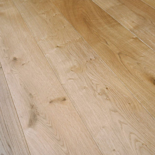 Weybridge Natural Brushed Oak Wood Flooring 15 x 220 x 2200 (mm) - homes-and-floors