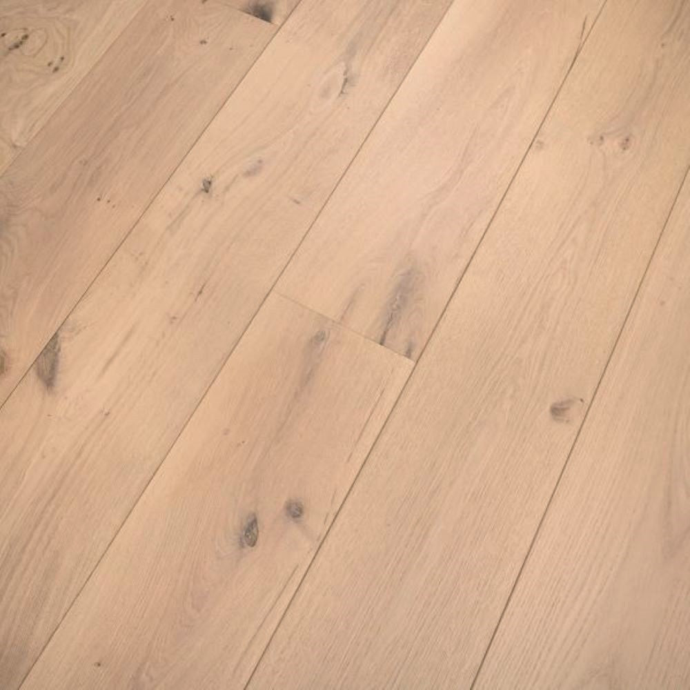 Weybridge Light Oak Wood Flooring 15 x 220 x 2200 (mm)
