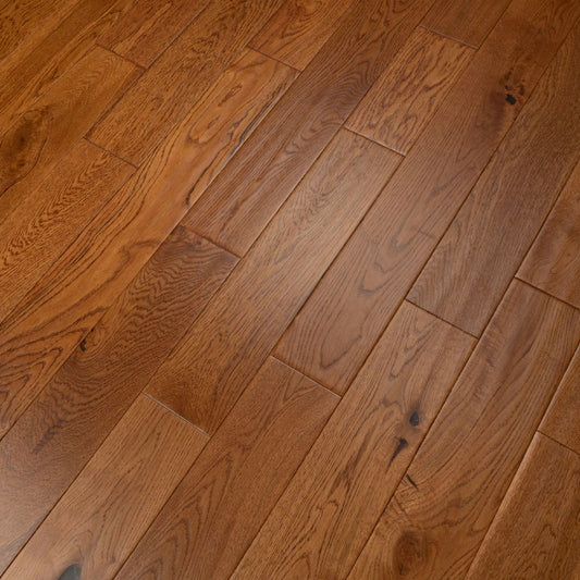 Beaconsfield Golden Handscraped Oak Wood Flooring 18 x 125 (mm)