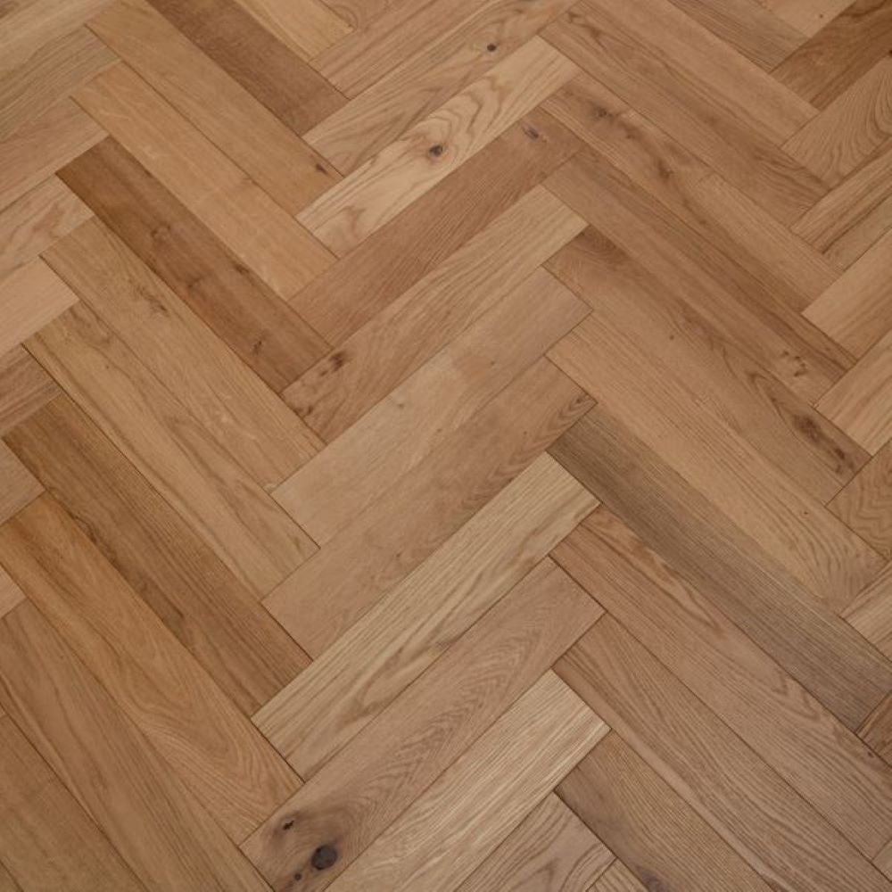 Developer Herringbone Oak Wood Flooring Brushed UV Oiled 14 x 90 x 450 (mm) - homes-and-floors