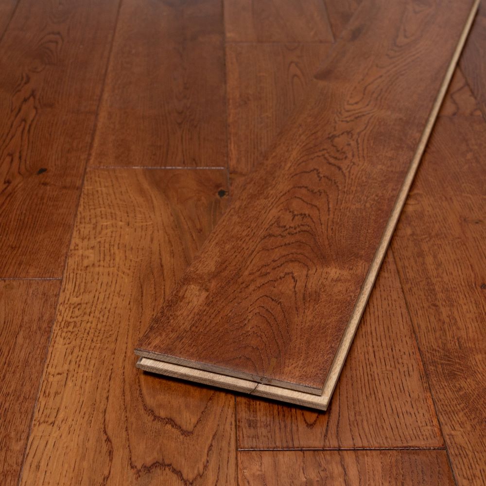 Windsor Golden Hand Scraped Oak Wood Flooring 18 x 125 (mm) - homes-and-floors