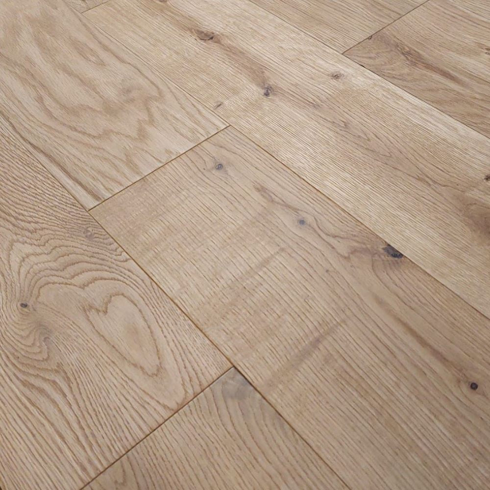 Cobham Natural Brushed Oak Wood Floor 14 x 150 (mm) - homes-and-floors
