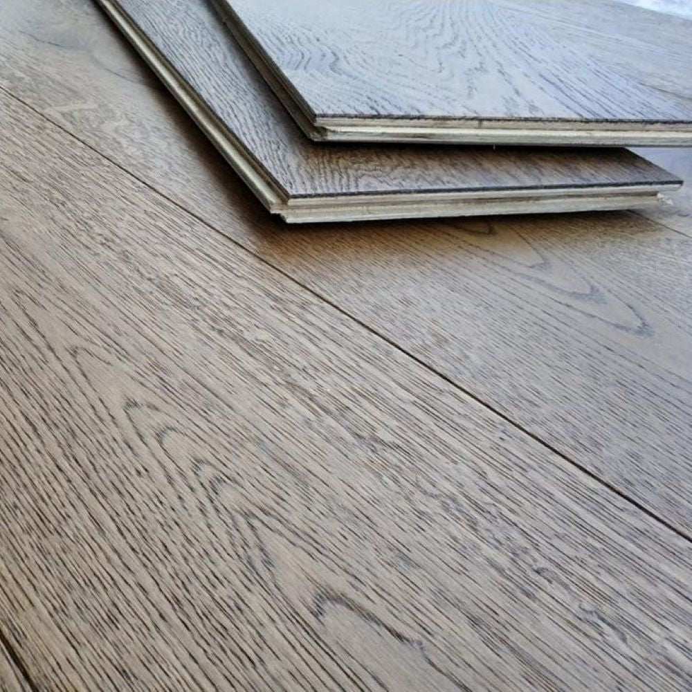 Developer Smoked Oak Wood Floor 14 x 190 (mm) - homes-and-floors