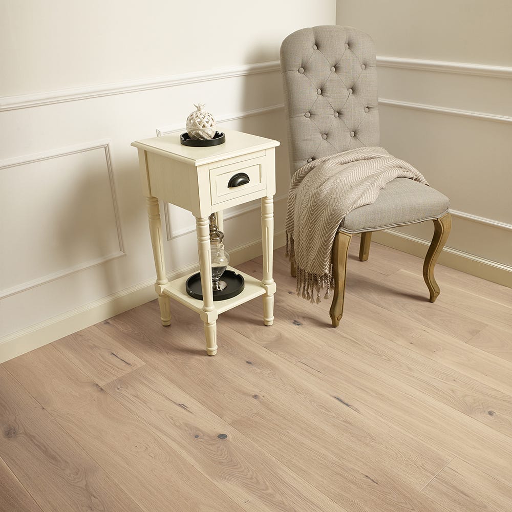 Weybridge Invisible Oak Wooden Floor (5G Click) 14 x 180 (mm) - homes-and-floors