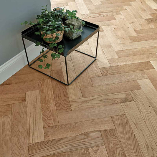 Oxford Herringbone Oak Brushed UV Oiled Wood Flooring 14 x 90 x 450 (mm) - homes-and-floors