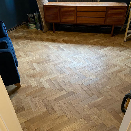 Oxford Herringbone Natural Oak Wood Flooring 18 x 80 x 300 (mm) - homes-and-floors
