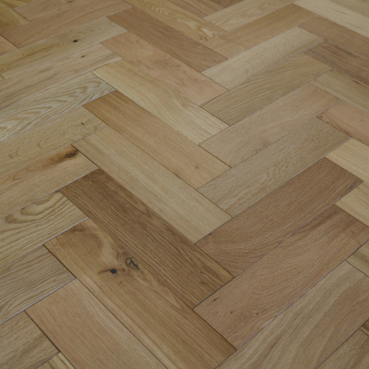 Oxford Herringbone Natural Oak Wood Flooring 18 x 80 x 300 (mm) - homes-and-floors