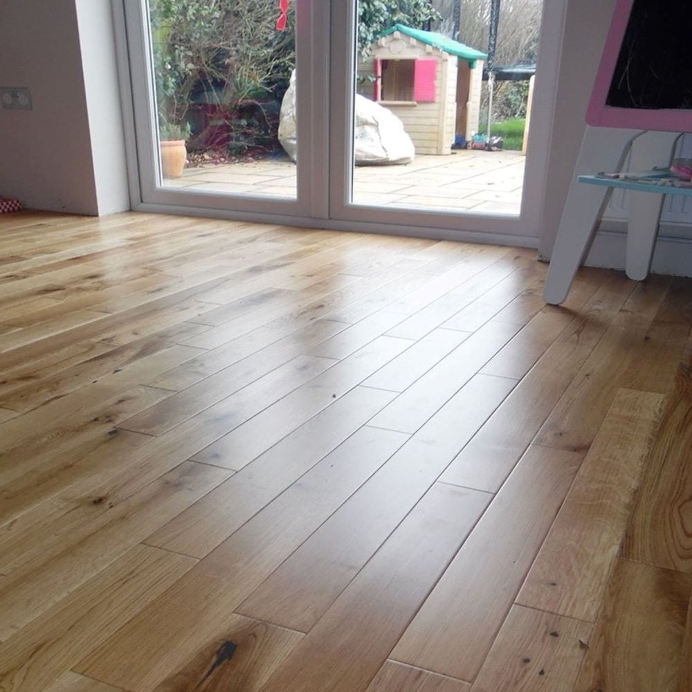 Windsor Narrow Smooth Solid Oak Wood Flooring 18 x 90 mm - homes-and-floors