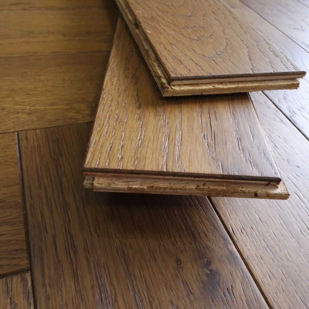 Developer Herringbone Smoked Oak Wood Floor 14 x 100 x 400 (mm)
