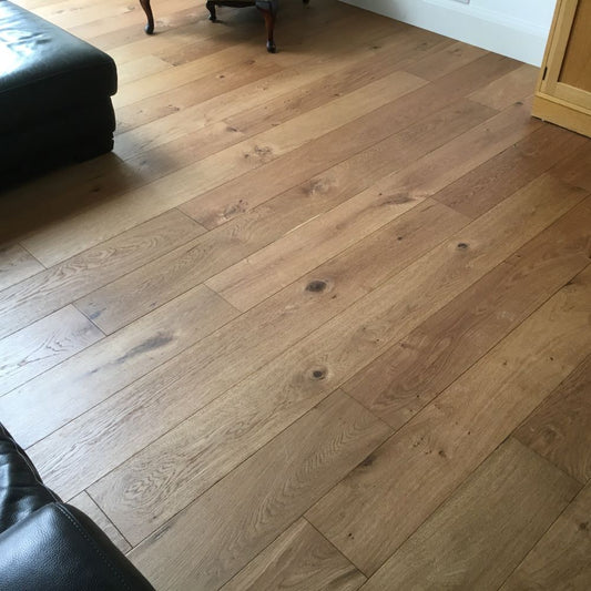 Weybridge Brushed UV Oiled Oak Wood Flooring 14 x 190 x 1900 (mm)