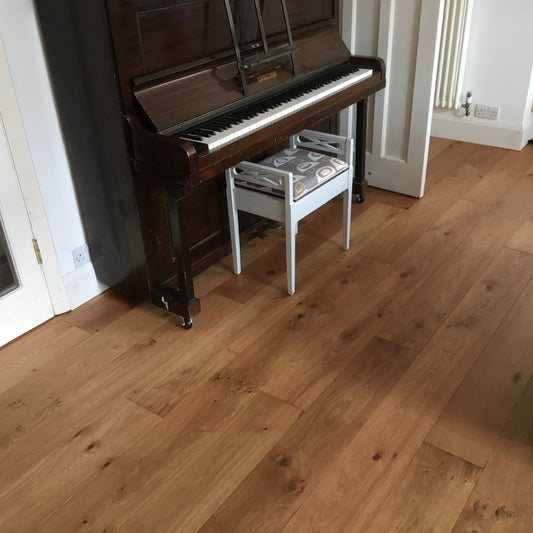 Weybridge Brushed UV Oiled Oak Wood Flooring 14 x 190 x 1900 (mm)
