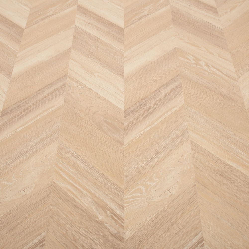 AGT Pruva Cenova Chevron Laminate Floor