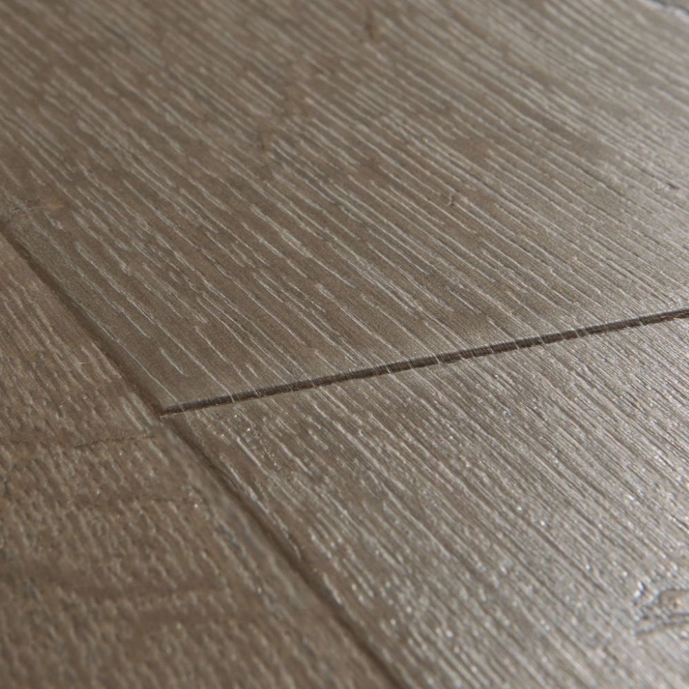 Quickstep Impressive Ultra Classic Oak Brown Laminate Floor