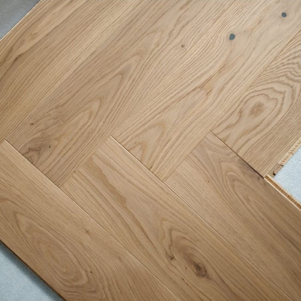 Bayswater Herringbone Invisible Oak Wood Flooring 14 x 110 x 660 (mm)