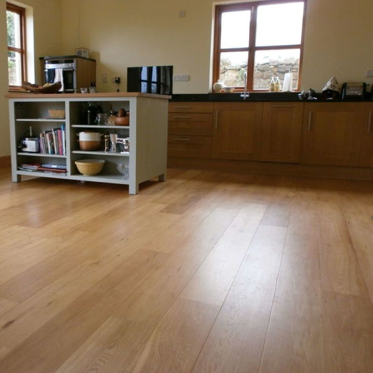 Weybridge Brushed UV Oiled Oak Wood Flooring 14 x 190 x 1900 (mm)