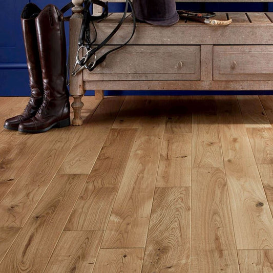 Developer Natural Brushed Oak Wood Flooring 10 x 125 (mm)