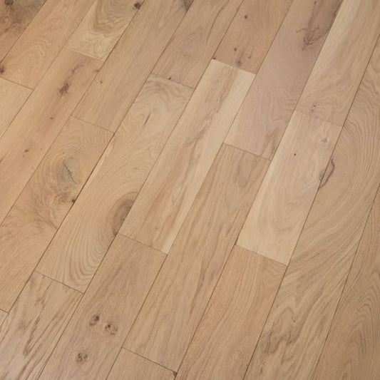 Developer Light Oak Wood Flooring 10 x 150 (mm)