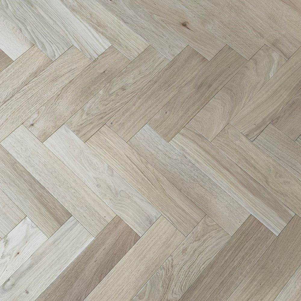 Developer Herringbone Oak Wood Flooring Invisible 14 x 90 x 450 (mm) - homes-and-floors