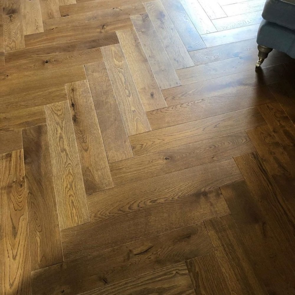 Developer Herringbone Smoked Oak Wood Flooring 14 x 90 x 450 (mm)