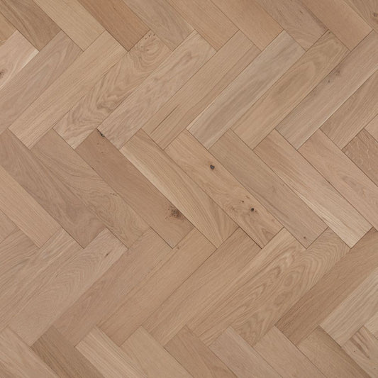 Cambridge Herringbone AB Prime Oak Wood Flooring 18 x 90 x 400 (mm)