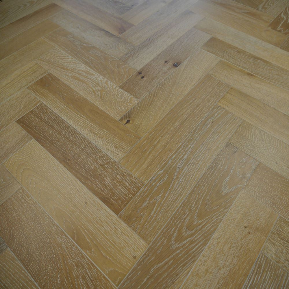 Cambridge Herringbone Smoked White Oak Wood Flooring 18 x 90 x 400 (mm)