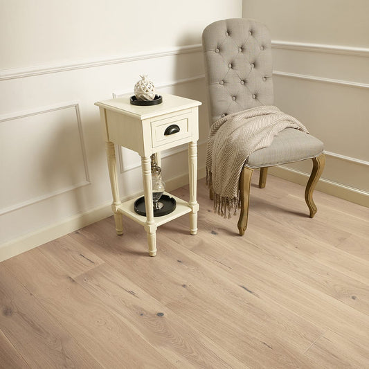 Weybridge Invisible Oak Wooden Floor (5G Click) 14 x 180 (mm)