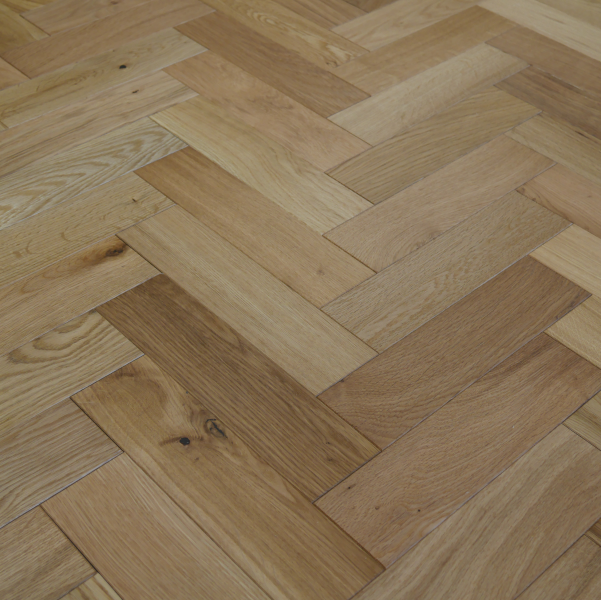 Oxford Herringbone Natural Oak Wood Flooring 18 x 80 x 300 (mm)