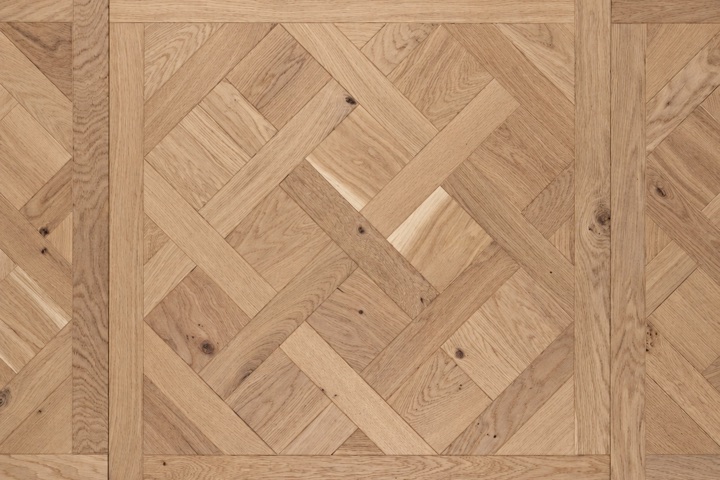 Versailles Framed pattern in real oak