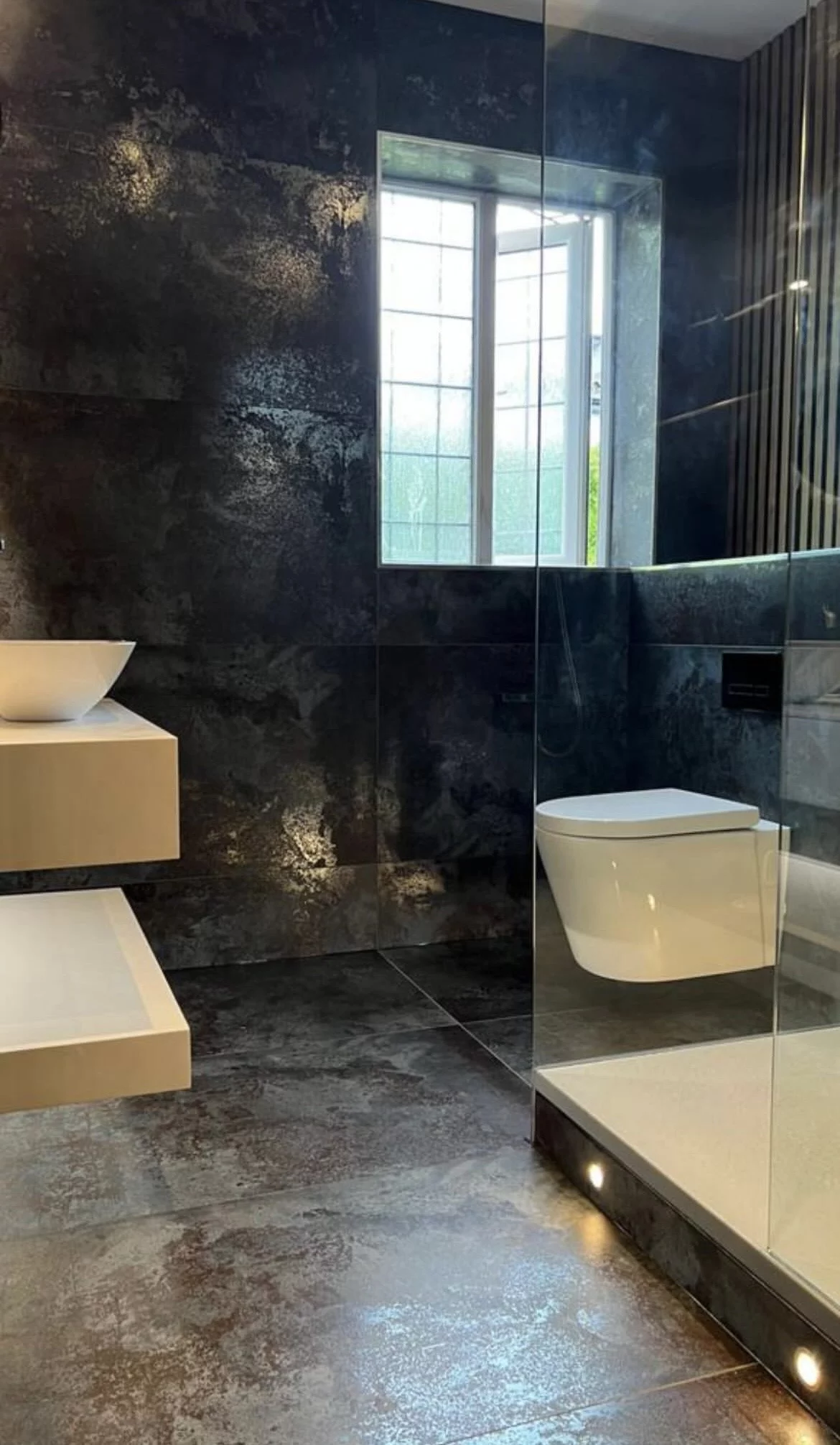 Porcelain tiles for a sharper, cleaner hard-surface look