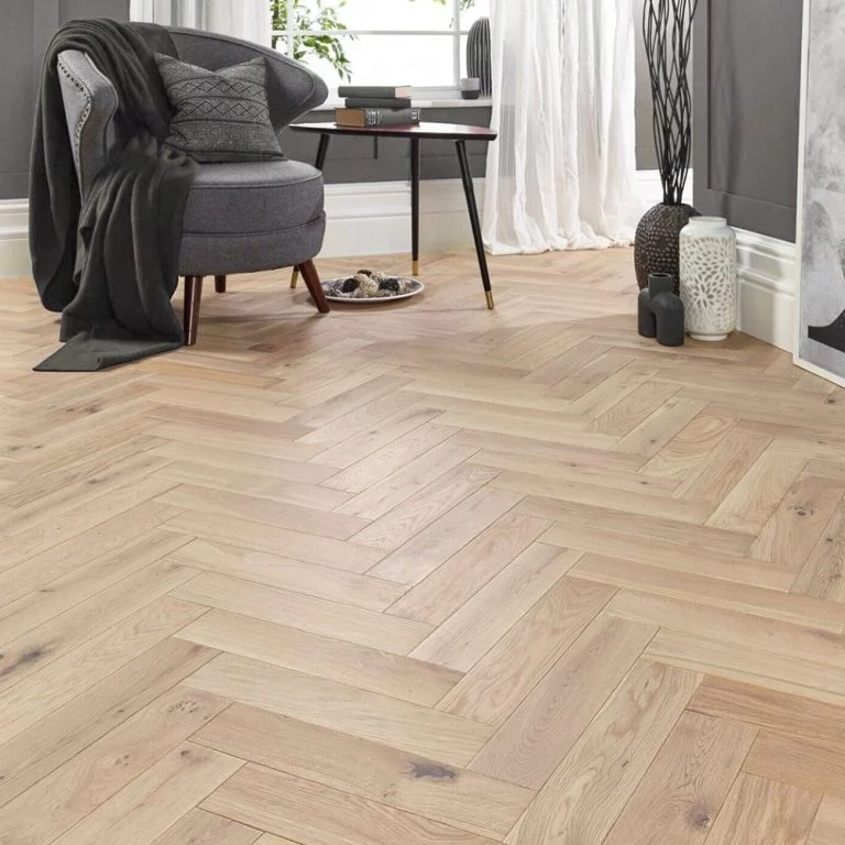 Amersham Herringbone Light Oak Wood Flooring 15 x 90 x 400 (mm)