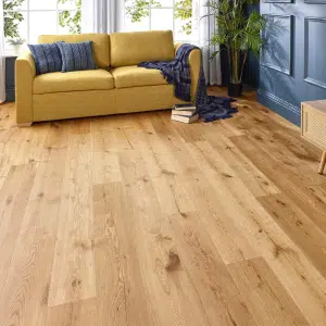 Developer Natural Brushed Oak Wood Flooring 14 x 190 x 1900 (mm)